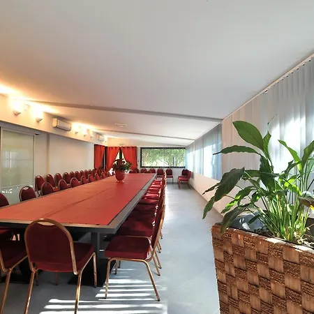 Au Relais De Trans Ξενοδοχείο Ντραγκινιάν