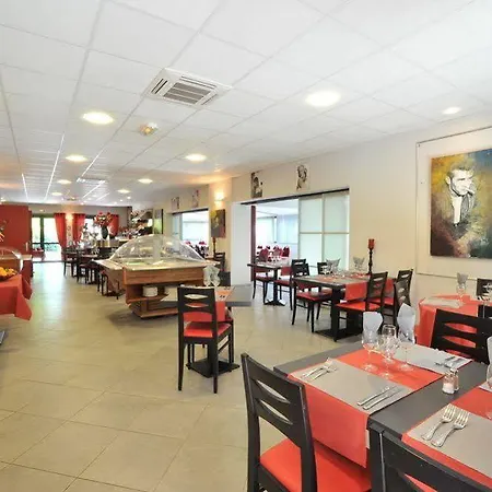Au Relais De Trans 2* Ντραγκινιάν